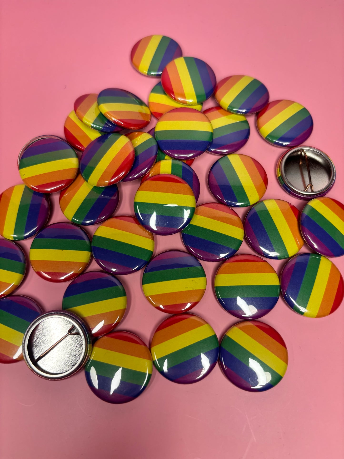 Button Regenbogen