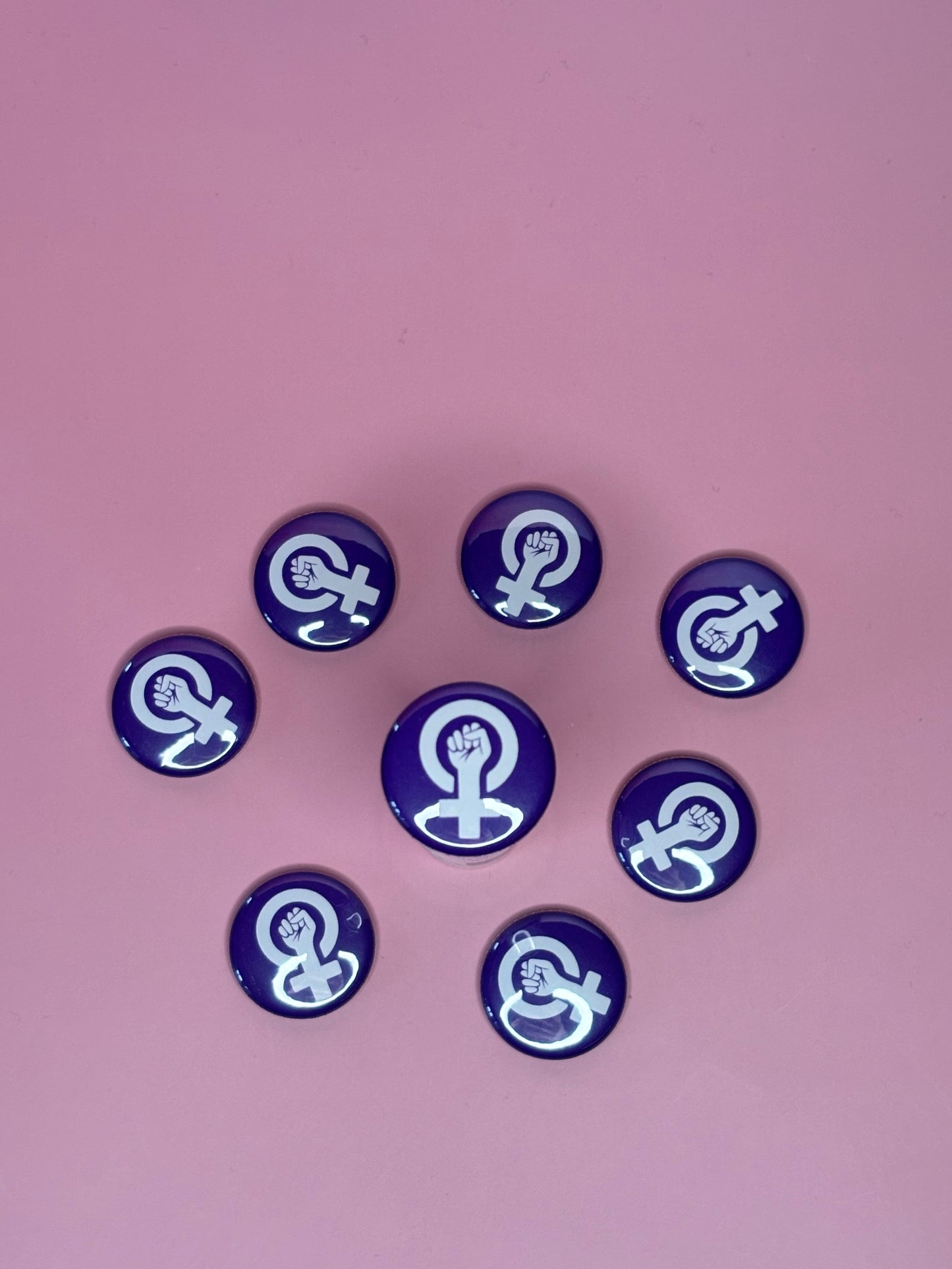 Button Feministische Faust