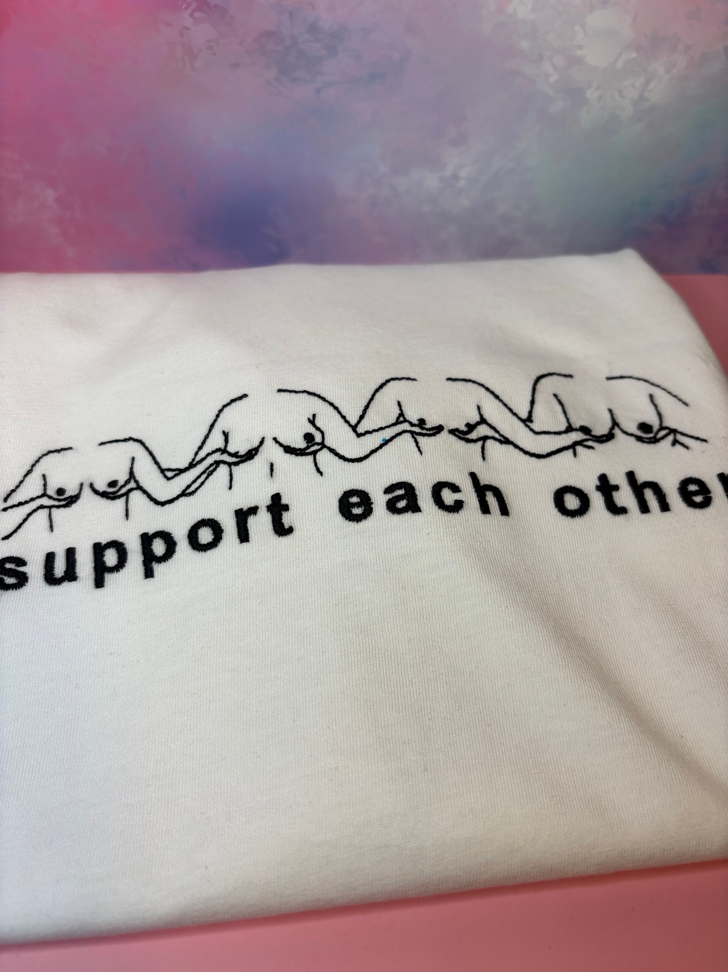 Shirt „Support each other“